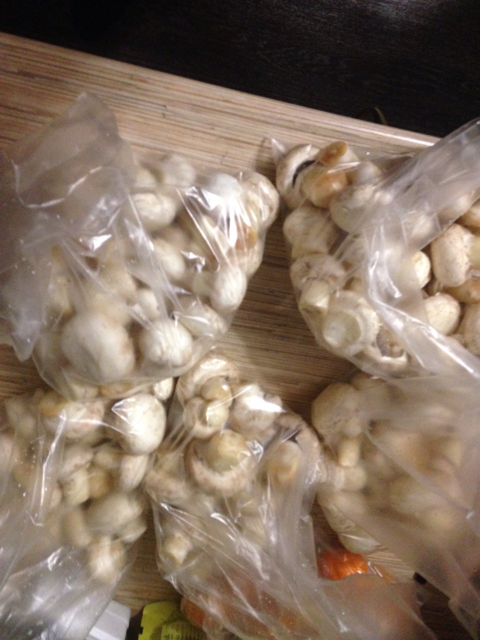 Фото шампиньонов, выращенных Сергеем Владимировичем, г.Ангарск